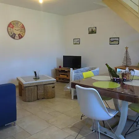 Norman House In Baie De Sommes -lancheres, Cleaning Included