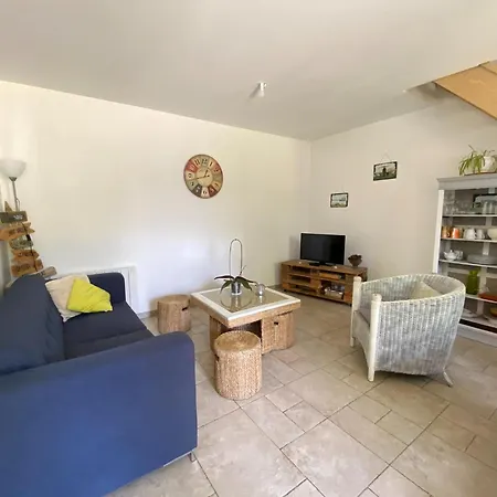 Holiday home Norman House In Baie De Sommes -lancheres, Cleaning Included *