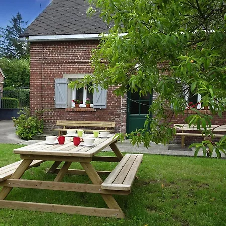 Norman House In Baie De Sommes -lancheres, Cleaning Included Holiday home *
